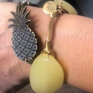 Bourbon and Bowties Jewelry - Set of ✌️Bourbon and Bowties 🍍 Bourbon and Bowties Jewelry - Set of ✌️Bourbon and Bowties 🍍
